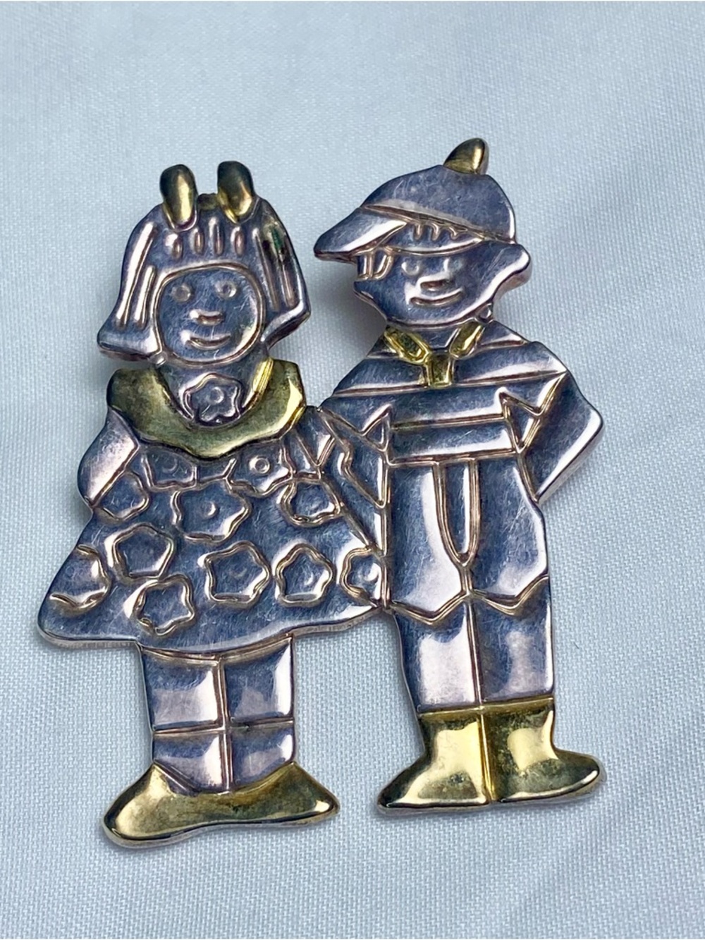 VTG MJ Marie Jennifer Metal Brooch Pin Pendant Boy & Girl Silver Gold Tone